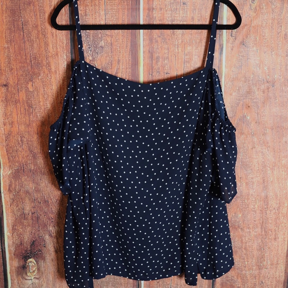 Loft Plus cold shoulder top.